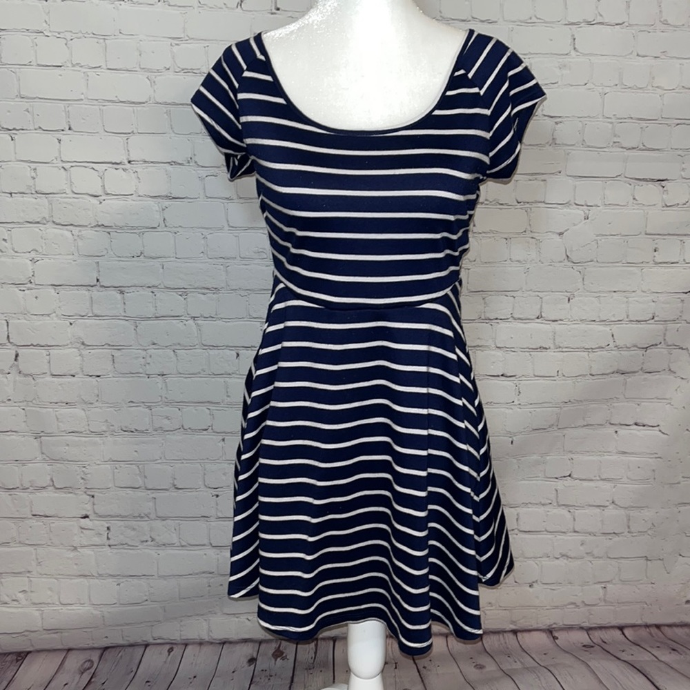 Wet Seal Blue and White Striped Short Sleeve Sundress Size Small